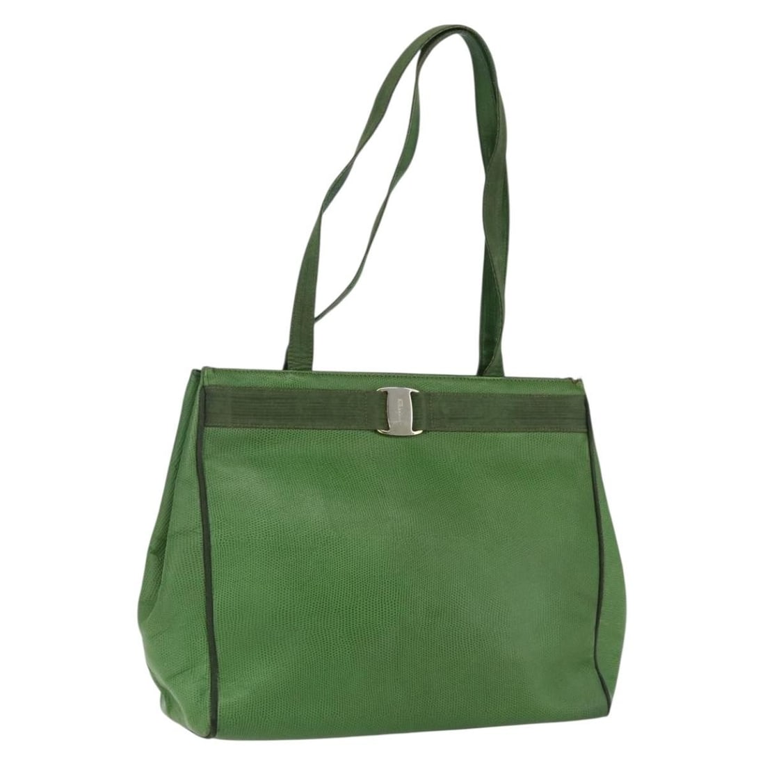 Green Leather Salvatore Ferragamo Tote Bag with Gold Accents Italy: Green Leather Salvatore Ferragamo Tote Bag with Gold Accents Italy This Salvatore Ferragamo tote bag features a green leather exterior with gold-tone accents. Made in Italy, the bag offers a spacious 