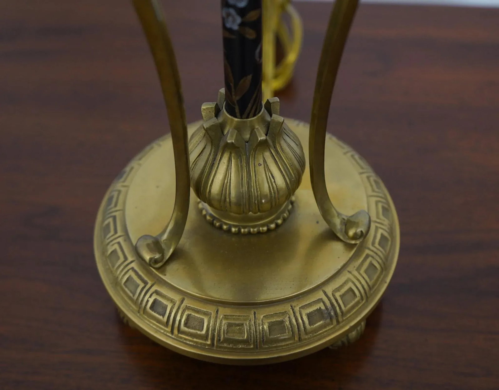 Elegant Pair of Regency Brass and Crystal Table Lamps 38 Inches Tall - 7