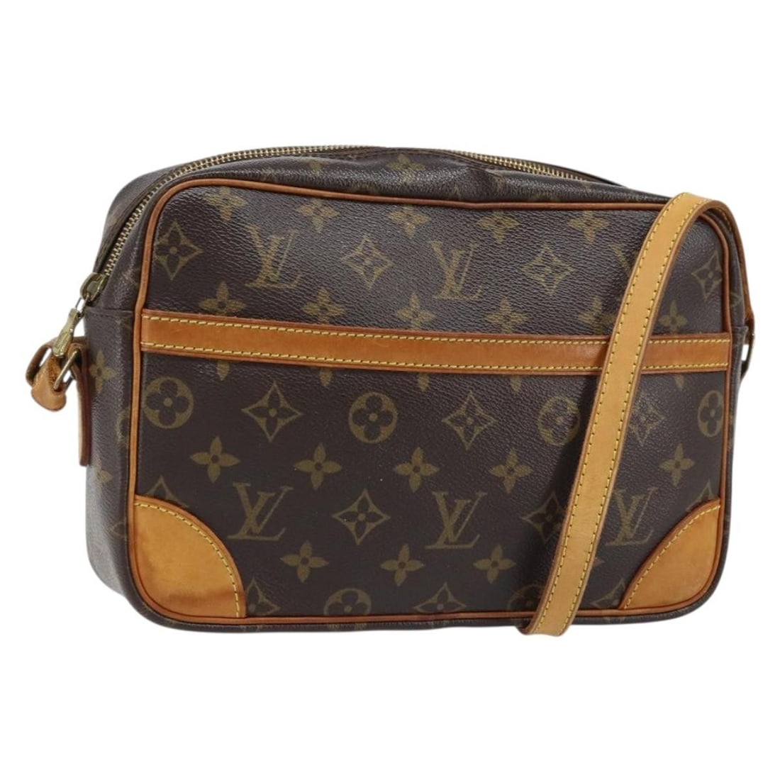 Louis Vuitton M51276 Trocadero 23 Monogram Canvas Shoulder Bag: Louis Vuitton M51276 Trocadero 23 Monogram Canvas Shoulder Bag Louis Vuitton Monogram Trocadero 23 shoulder bag in monogram canvas, made in France. This women's shoulder bag features an adjustable sho