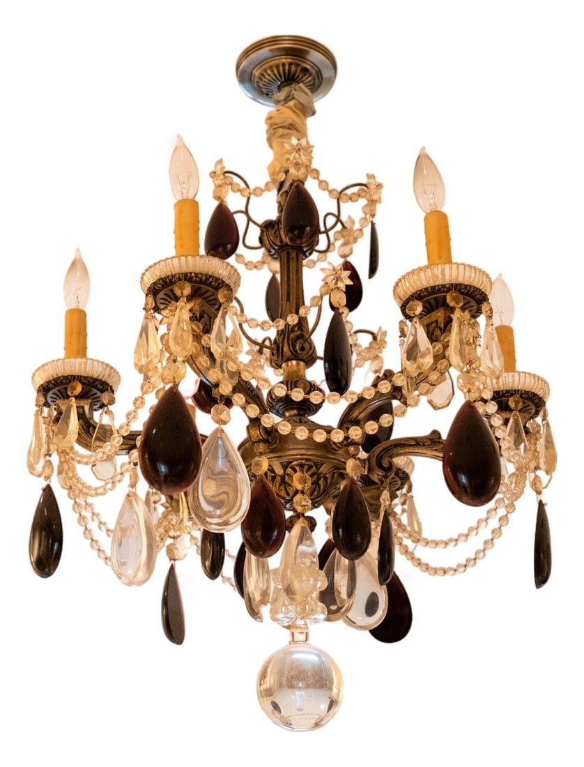 Vintage Hollywood Regency Chandelier with Purple Crystal Prisms: Vintage Hollywood Regency Chandelier with Purple Crystal Prisms Illuminate your space with this stunning Hollywood Regency Ceiling Chandelier featuring exquisite heavy purple crystal prisms. Crafted w