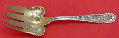 Tiffany & Co Sterling Silver Gold Washed Fish Serving Fork 9.5": Tiffany & Co Sterling Silver Gold Washed Fish Serving Fork 9.5" This exquisite Tiffany & Co. fish serving fork features a luxurious gold-washed finish and a sleek flat handle design, measuring 9 1/2 i