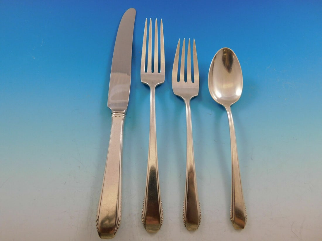 Towle Cascade Vintage Sterling Silver 4-Piece Place Setting: Towle Cascade Vintage Sterling Silver 4-Piece Place Setting This vintage 4-piece place setting features the elegant Cascade pattern by Towle, crafted from high-quality sterling silver. Each piece show