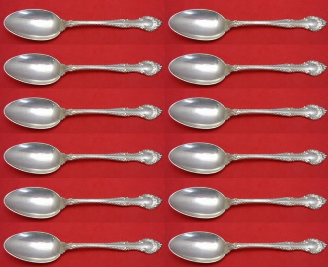 Gorham English Gadroon Sterling Silver 12 Piece Soup Spoon Set: Gorham English Gadroon Sterling Silver 12 Piece Soup Spoon Set Elevate your dining experience with this exquisite 12-piece place soup spoon set from Gorham, featuring the elegant English Gadroon patte