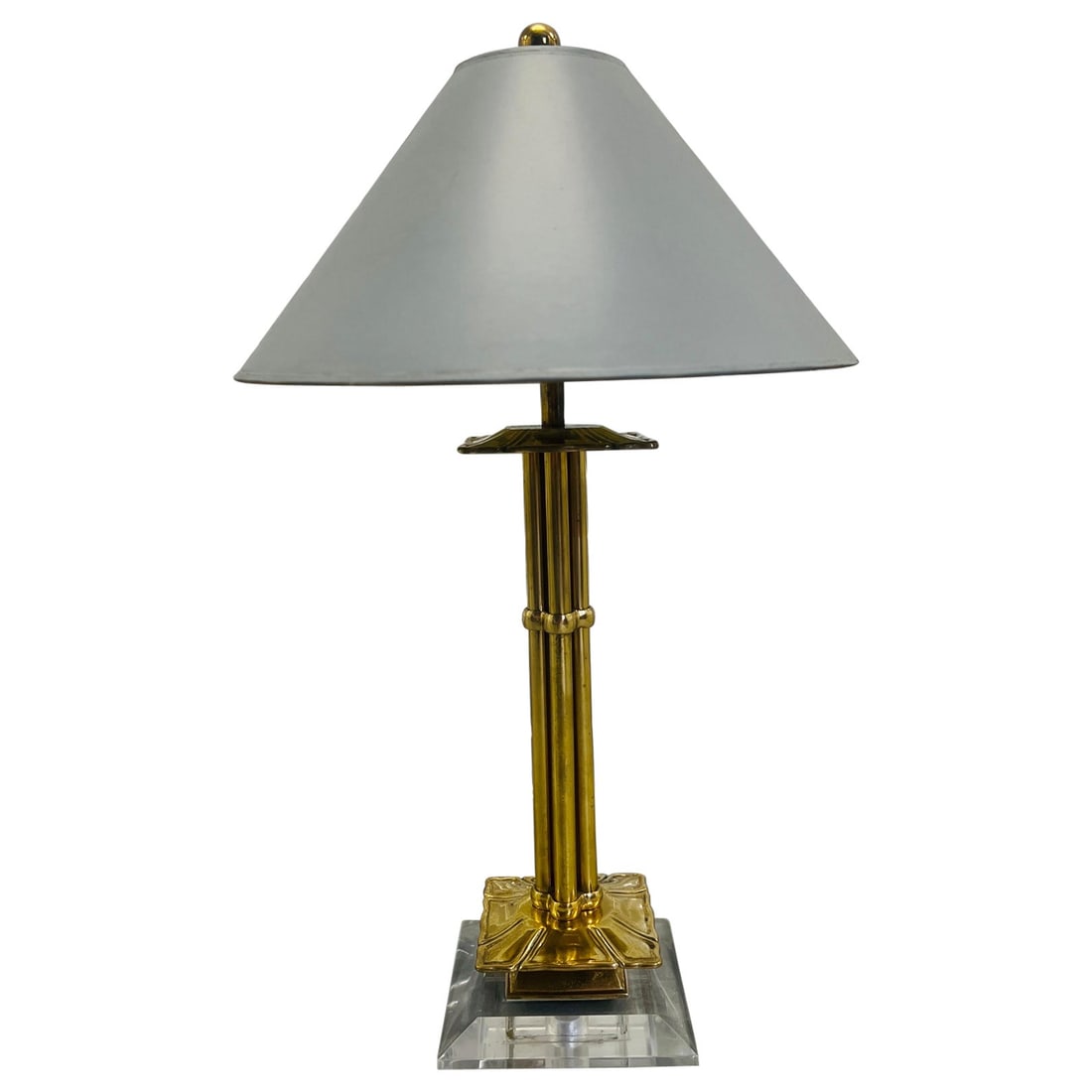 Brass and Lucite Table Lamp by Chapman with Original Shade 1985: Brass and Lucite Table Lamp by Chapman with Original Shade 1985 This vintage Mid-Century Modern Chapman lamp, manufactured in 1985, features a striking combination of polished brass and lucite. The la