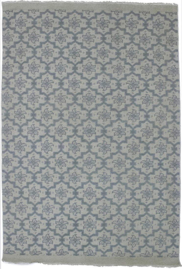 Hand-Knotted Wool 4x6 Modern Floral Rug in Muted Tones from India: Hand-Knotted Wool 4x6 Modern Floral Rug in Muted Tones from India This handmade area rug features a muted color palette with cream, grey, and light grey tones in a floral modern oriental design. Craft