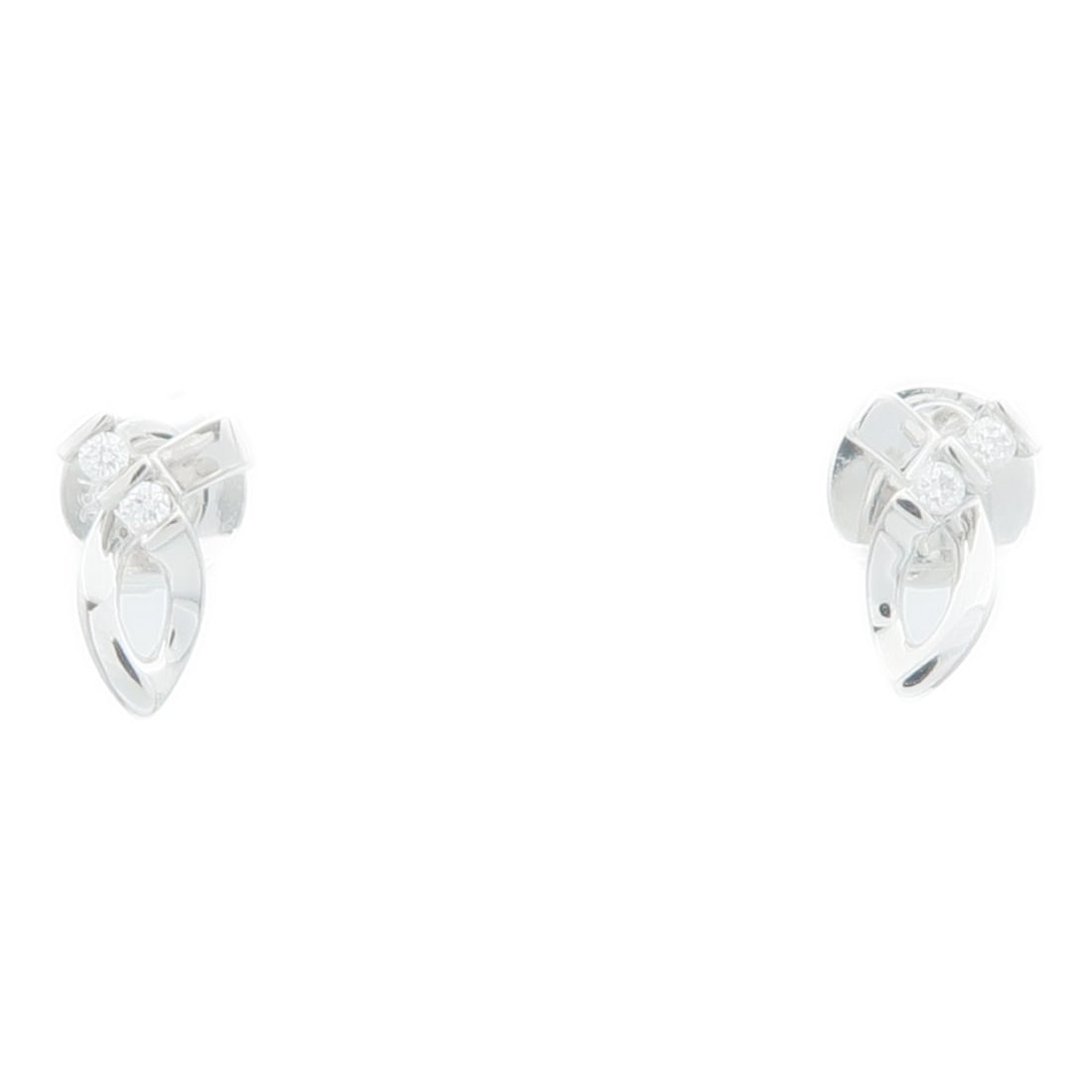 Diamond Pierced Earrings in 18K White Gold: Diamond Pierced Earrings in 18K White Gold Diamond Pierced Earrings in 18K White Gold These elegant pierced earrings are crafted 18K white gold and feature sparkling diamond accents. Designed for wome