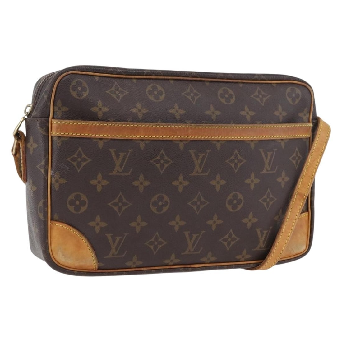 Louis Vuitton M51272 Trocadero 30 Monogram Canvas Shoulder Bag: Louis Vuitton M51272 Trocadero 30 Monogram Canvas Shoulder Bag Louis Vuitton Monogram Trocadero 30 shoulder bag in monogram canvas. This women's shoulder bag was made in France and includes only the b