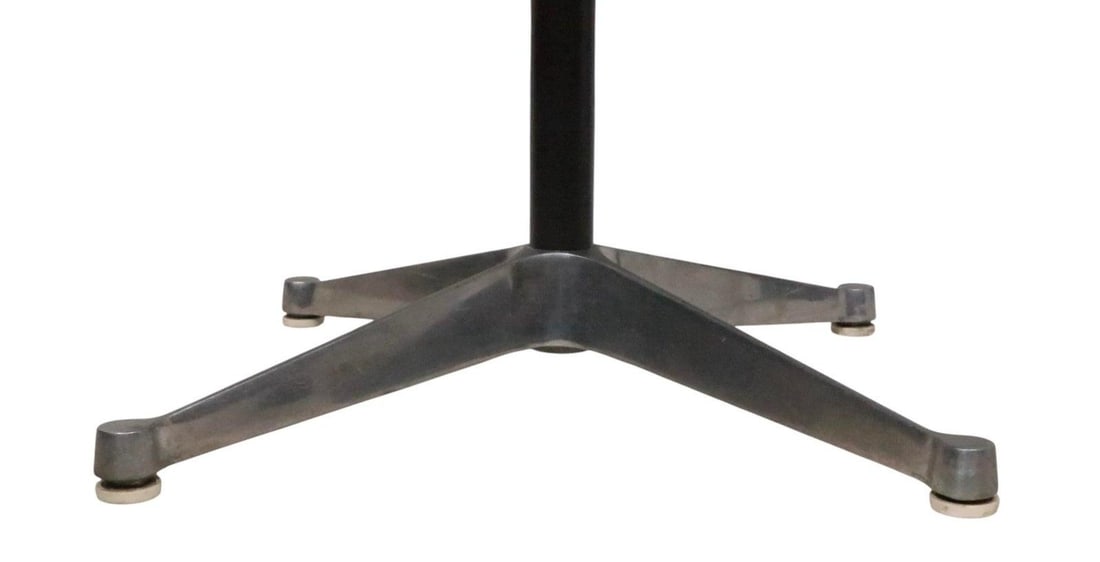 Herman Miller Eames cafe table with universal base - 6