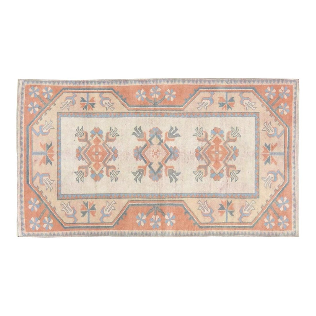 2'7" x 4'10" Hand-Knotted Wool Anatolian Area Rug: 2'7" x 4'10" Hand-Knotted Wool Anatolian Area Rug This vintage Turkish Anatolian rug is hand-knotted from wool using traditional techniques, offering a blend of enduring craftsmanship and modern desig