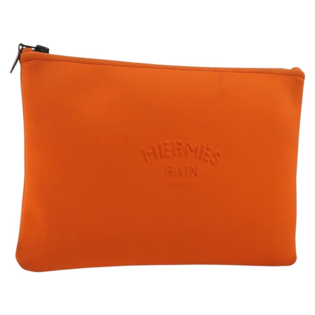 Hermes Neovan Nylon Pouch in Orange Made in France: Hermes Neovan Nylon Pouch in Orange Made in France Authentic Hermes Neovan pouch in orange nylon. This women's pouch is made in France and shows heavy use, including rubbing, stains, slight loss of sh