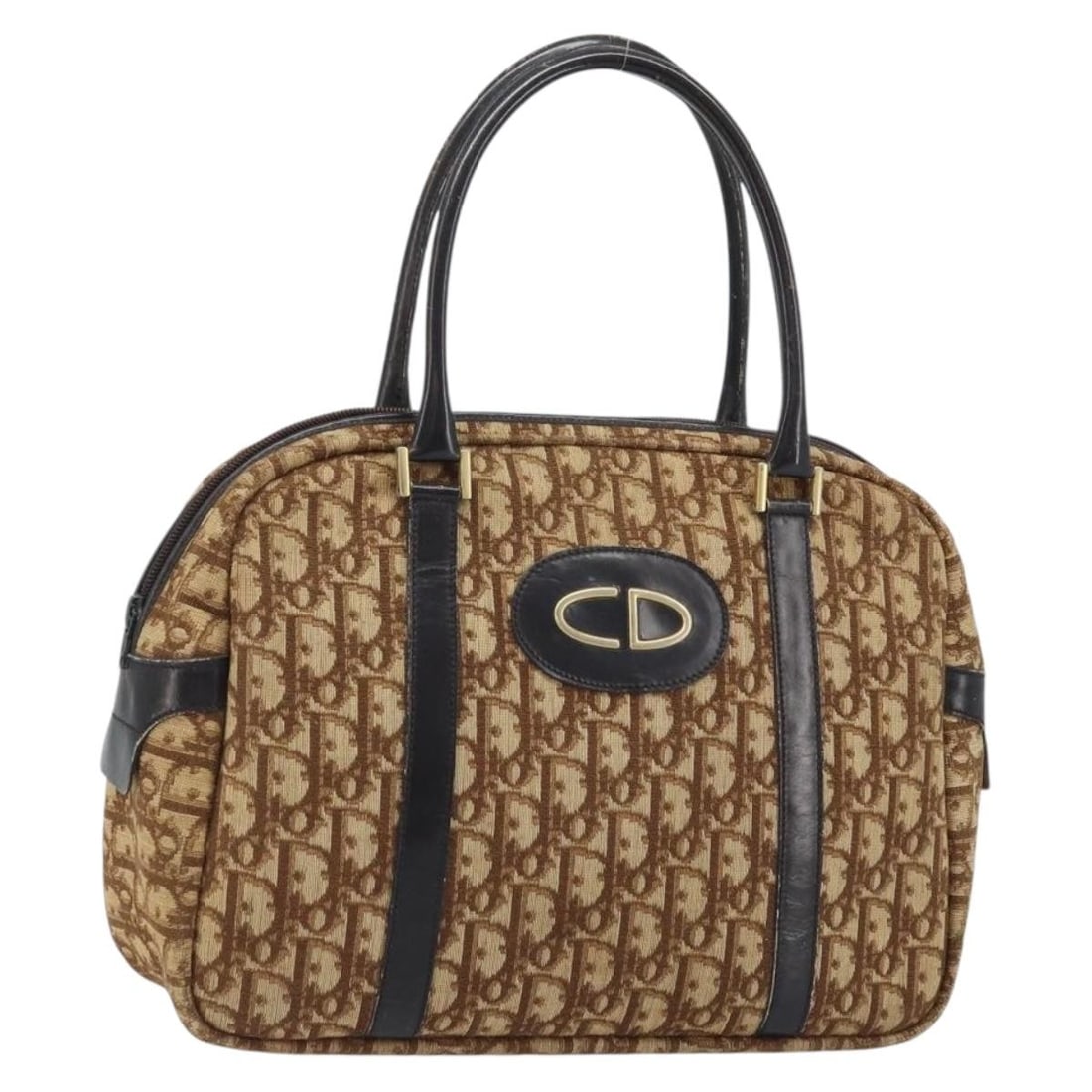 Brown Trotter Canvas Christian Dior Handbag with Silver Accents: Brown Trotter Canvas Christian Dior Handbag with Silver Accents This Christian Dior Trotter Canvas handbag features a brown and silver color scheme with signature Trotter canvas material. Designed for