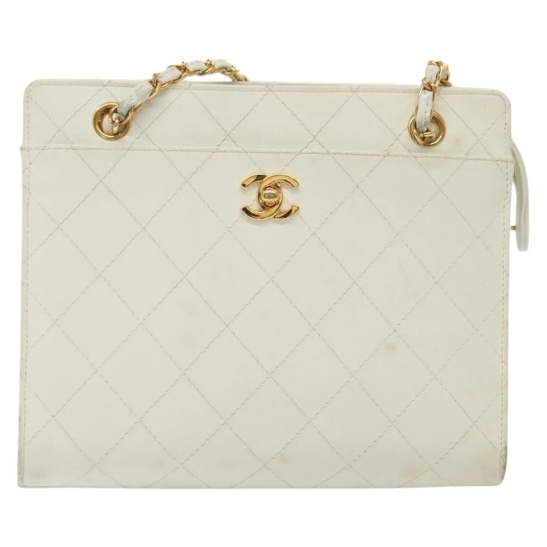 White Leather Quilted CC Shoulder Bag by Chanel: White Leather Quilted CC Shoulder Bag by Chanel This Chanel CC Shoulder Bag features a classic quilted caviar leather design in white, crafted for women. The bag is made from high-quality leather and 