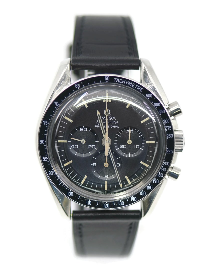 OMEGA Speedmaster Moonwatch 145022-69ST Stainless Steel 42mm Black Dial: OMEGA Speedmaster Moonwatch 145022-69ST Stainless Steel 42mm Black Dial The Omega Speedmaster Moonwatch is a renowned wristwatch known for its iconic design and historical significance. This model fea
