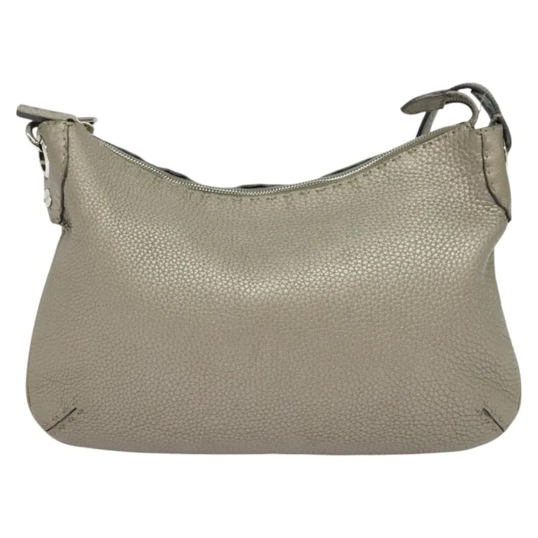 Gray Leather Shoulder Bag Fendi Selleria 36cm x 24cm: Gray Leather Shoulder Bag Fendi Selleria 36cm x 24cm This Fendi Selleria Shoulder Bag is crafted from gray leather and features a spacious design with a shoulder strap. Made in Italy, the bag shows si