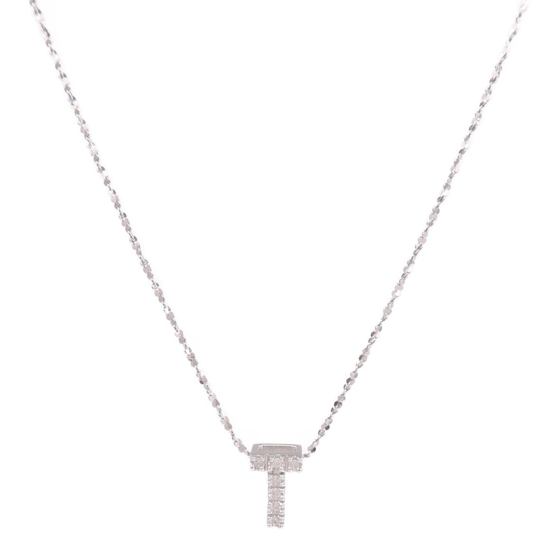Diamond Pendant Necklace in 18K and 14K White Gold: Diamond Pendant Necklace in 18K and 14K White Gold This women's necklace features diamonds set in white gold, offering an elegant and timeless style. The necklace is in very good condition and origina