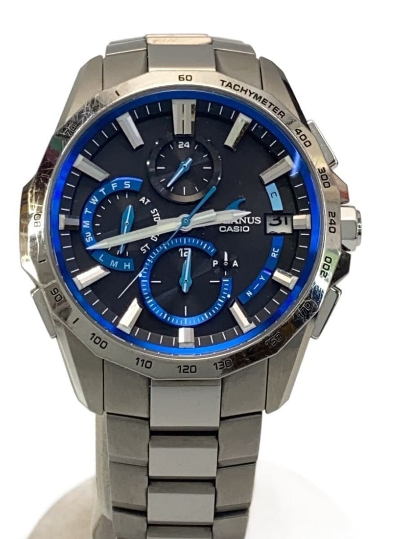 Casio Oceanus OCW-S4000-1AJF Men's Wristwatch: Casio Oceanus OCW-S4000-1AJF Men's Wristwatch This Casio Oceanus OCW-S4000-1AJF men's wristwatch features a Japanese-made design and is crafted with precision. The watch shows slight signs of wear and