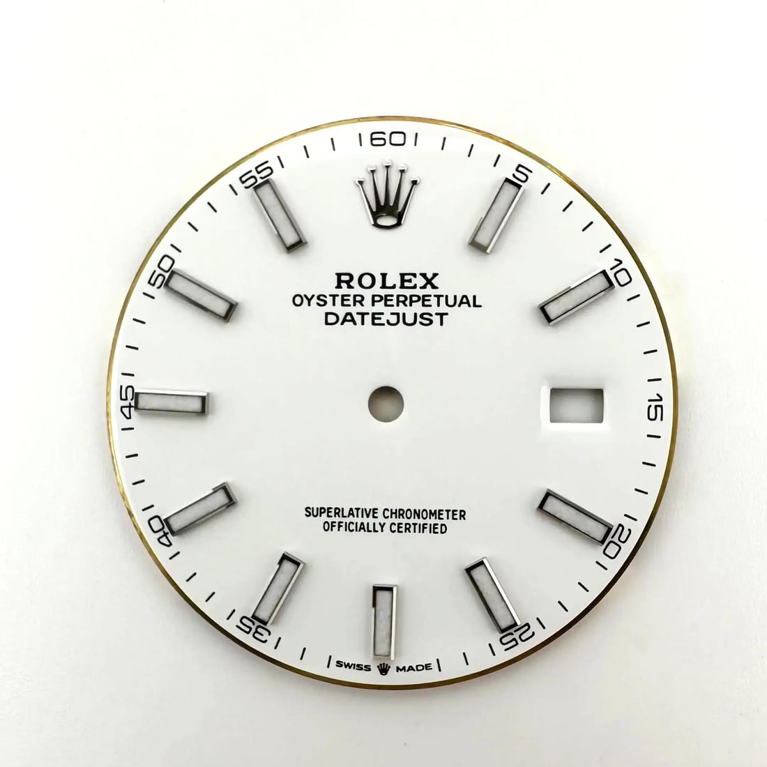Rolex Datejust 126334 Luxury White Dial 12-Hour: Rolex Datejust 126334 Luxury White Dial 12-Hour Enhance your Rolex Datejust 126334 with this exquisite white dial. This luxury 12-hour dial is specifically designed for compatibility with Rolex models