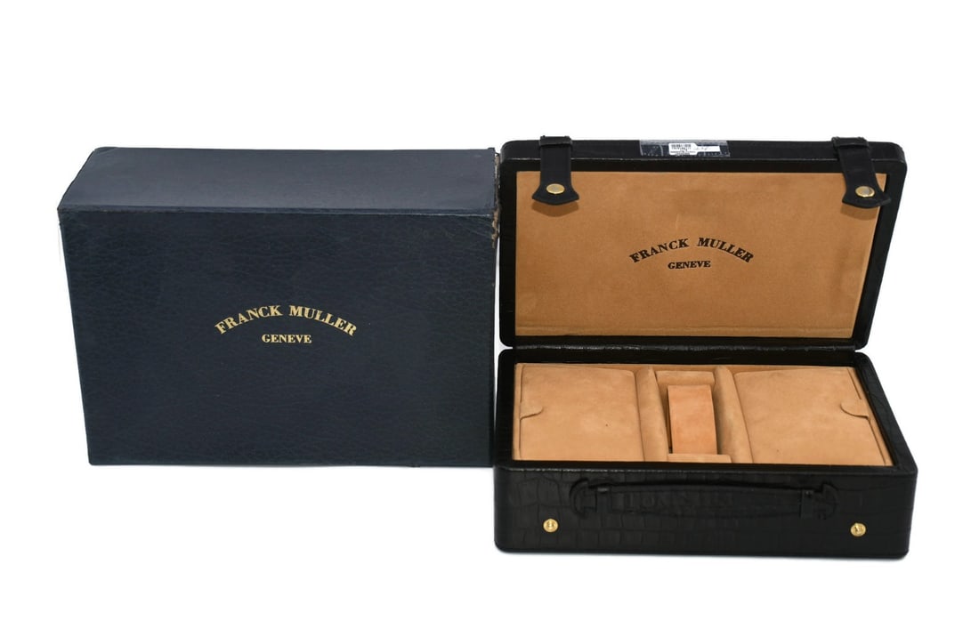 Authentic Franck Muller Presentation Box for Single Watch 10x7x4: Authentic Franck Muller Presentation Box for Single Watch 10x7x4 This elegant Franck Muller Presentation Box is designed to hold a single watch, showcasing its luxurious appeal. Crafted for the discer