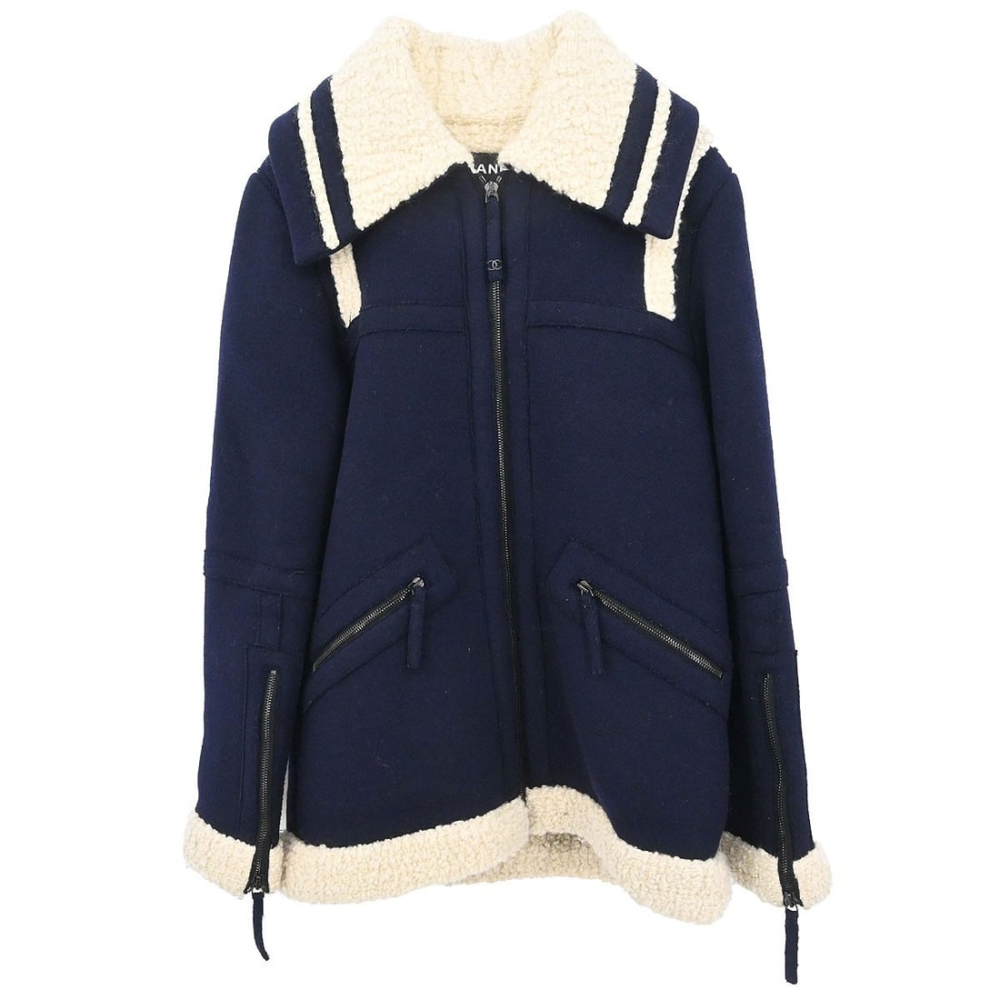 CHANEL P42156W04961 Navy Wool Angora Jacket Women Size 34: CHANEL P42156W04961 Navy Wool Angora Jacket Women Size 34 Vintage Chanel single-breasted zip-up jacket in navy. This women's mid-length jacket is made in France from a wool and angora blend and featur