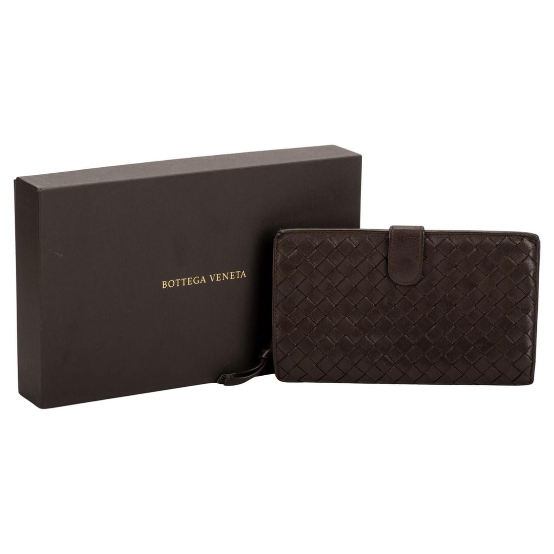 Bottega Veneta Brown Intrecciato Long Wallet with Original Box: Bottega Veneta Brown Intrecciato Long Wallet with Original Box This Bottega Veneta Intrecciato Wallet is an exquisite accessory crafted from luxurious brown lambskin. Known for its signature woven des