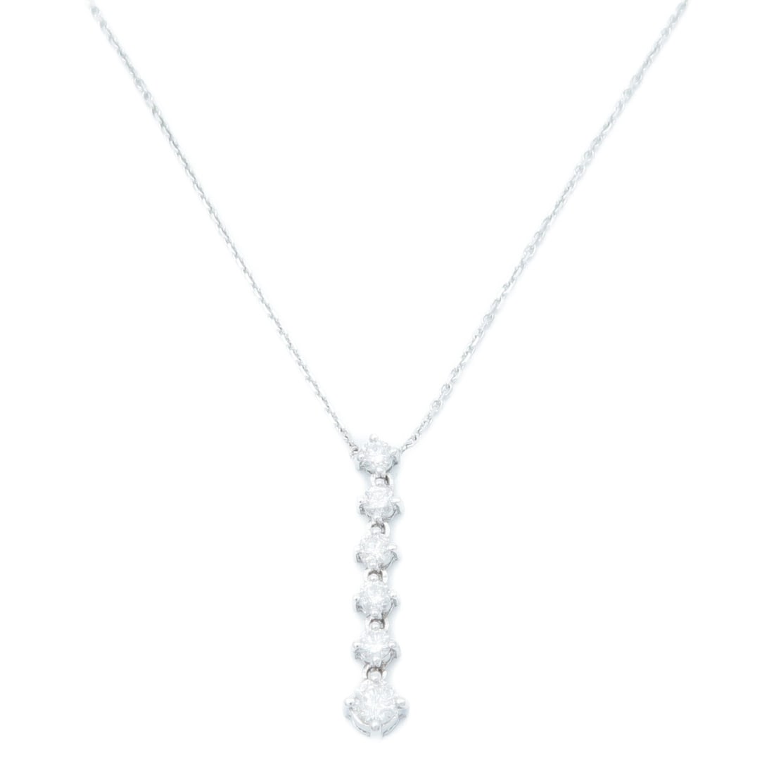Diamond Pendant Necklace in 18K White Gold (1 of 8)