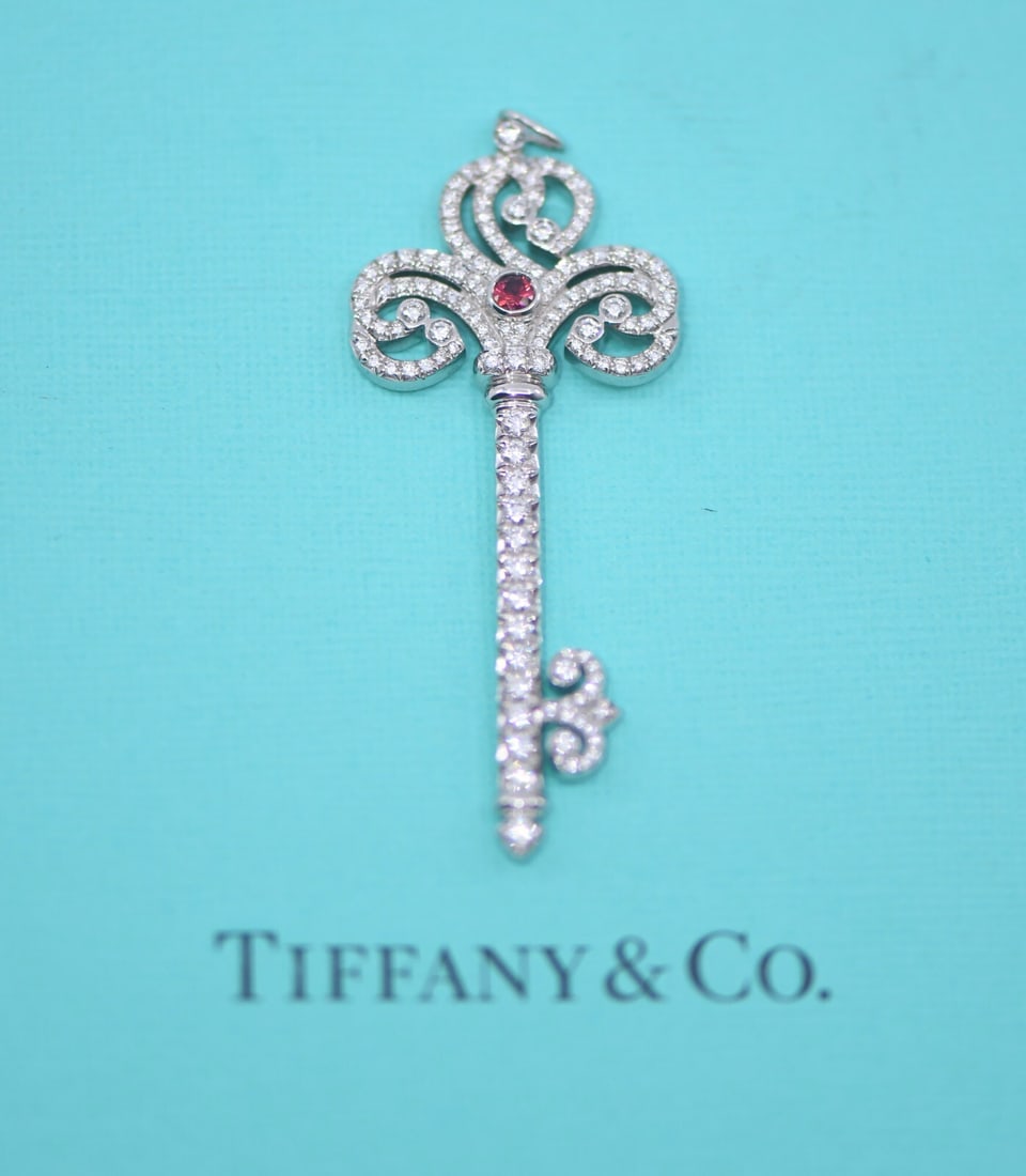Tiffany & Co Large Key Pendant Ruby Diamond Platinum 950 Authentic (1 of 4)