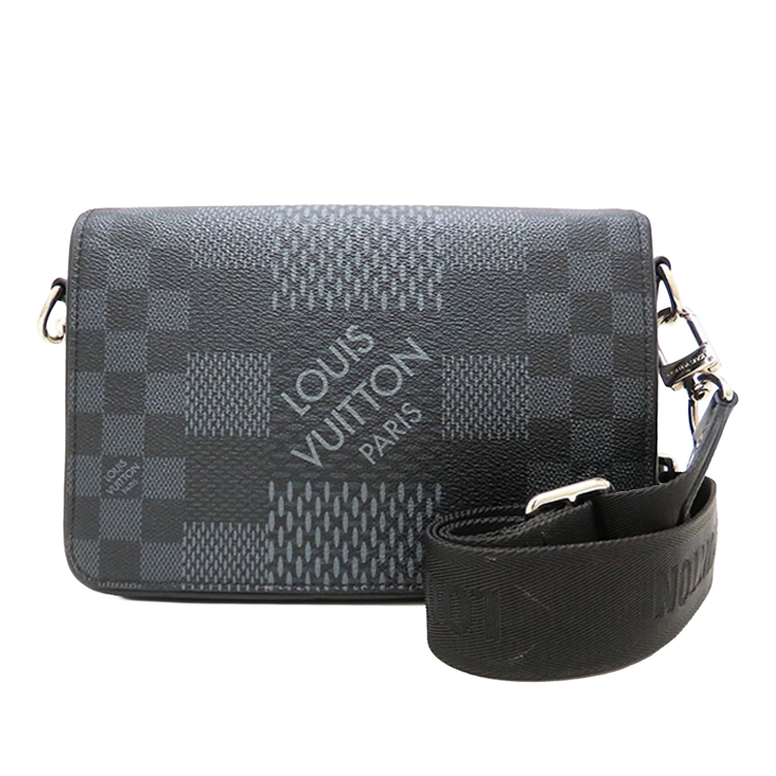 Louis Vuitton Studio 3D Messenger Bag Damier Graphite Black: Louis Vuitton Studio 3D Messenger Bag Damier Graphite Black Louis Vuitton Damier Graphite Studio 3D Messenger Bag in black with a fabric damier canvas body and leather trim. This messenger bag feature