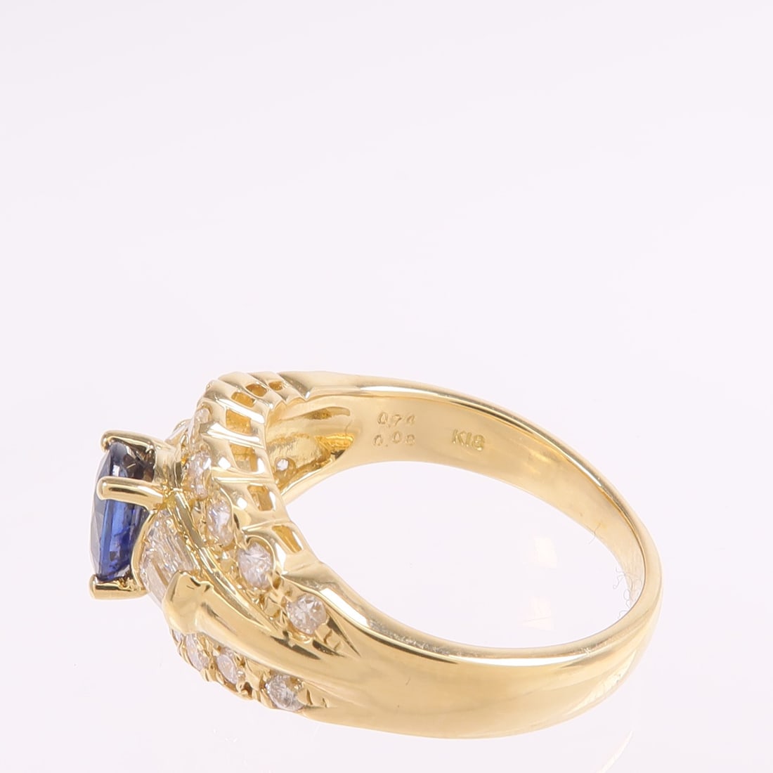 Sapphire and Diamond Ring in 18K Yellow Gold Size 5.75 - 5