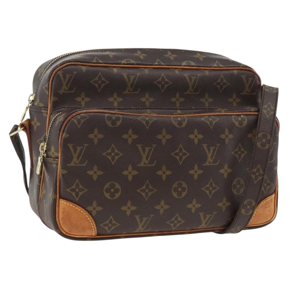 Louis Vuitton Nile Monogram Canvas Shoulder Bag M45244 France: Louis Vuitton Nile Monogram Canvas Shoulder Bag M45244 France This is a Louis Vuitton Monogram Nile shoulder bag crafted from signature monogram canvas. Designed for women, the bag features a spacious