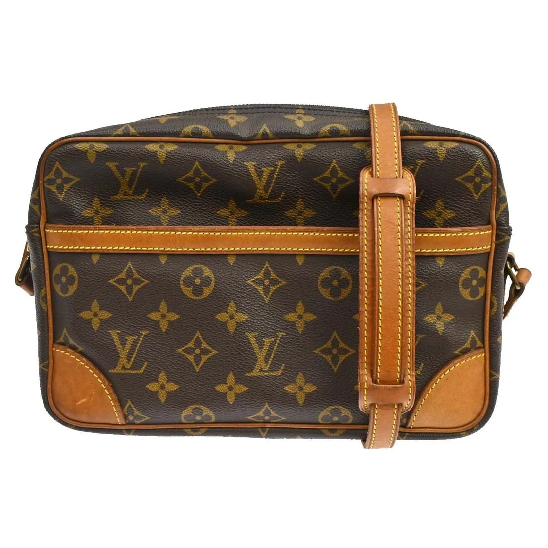 Louis Vuitton Trocadero Brown Monogram Canvas Shoulder Bag: Louis Vuitton Trocadero Brown Monogram Canvas Shoulder Bag Louis Vuitton Trocadero shoulder bag in brown monogram canvas. This unisex piece is made in France and is presented in fair condition with vi