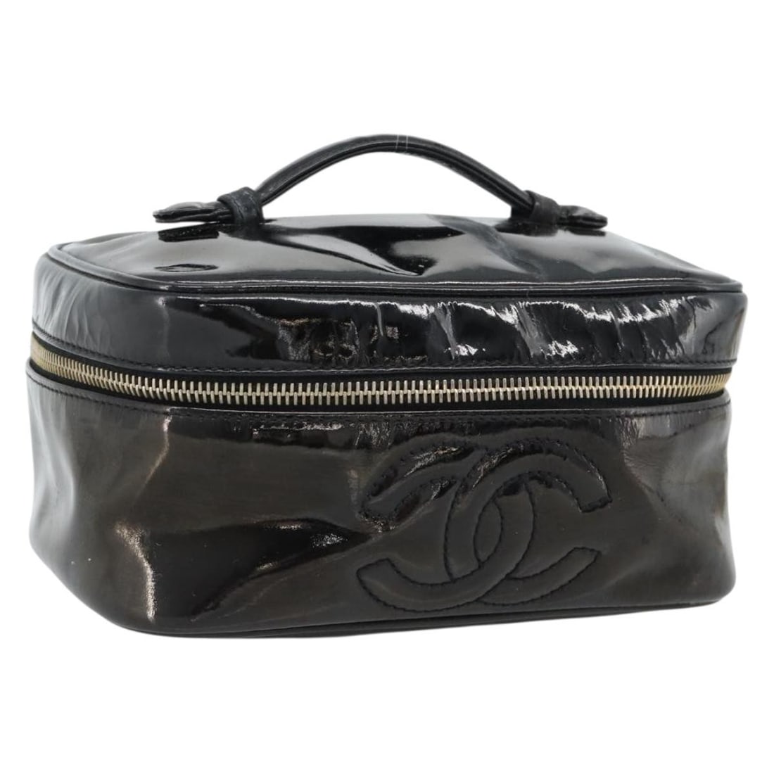 CHANEL patent leather cosmetic pouch black CC vanity case: CHANEL patent leather cosmetic pouch black CC vanity case This Chanel vanity cosmetic pouch is crafted in black patent leather and made in Italy. The pouch shows heavy overall wear, including loss of 