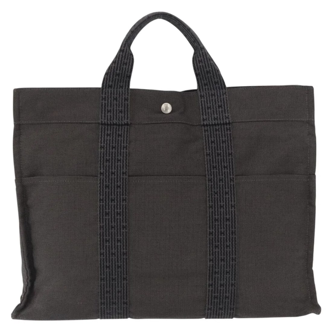 Hermes Herline Canvas Tote Bag Gray 43cm by 30cm by 10cm: Hermes Herline Canvas Tote Bag Gray 43cm by 30cm by 10cm The Hermes Fourre-tout Herline is a women's tote bag crafted from gray canvas. It features metal fittings and an interior pocket. The bag shows