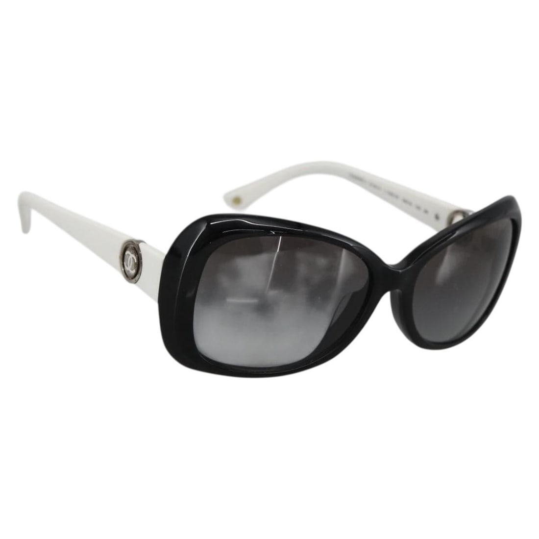 Gucci Black and White Plastic Women's Sunglasses with Dust Bag (1 of 12)