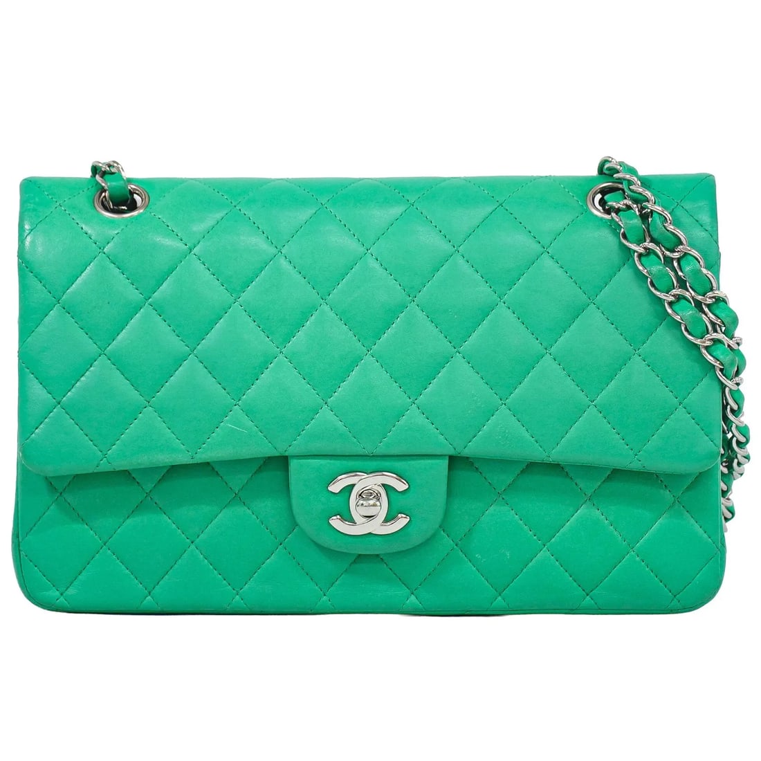 Green Leather Shoulder Bag Chanel Timeless Classic Double Flap: Green Leather Shoulder Bag Chanel Timeless Classic Double Flap Chanel Timeless - Classic Double Flap bag in green leather. This piece is in very good condition overall, with visible signs of use inclu