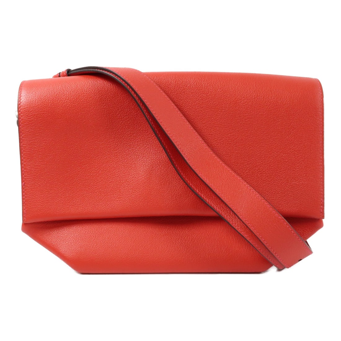 Hermes Opli 28 Red Taurillon Novillo Leather Shoulder Bag with Palladium Hardware: Hermes Opli 28 Red Taurillon Novillo Leather Shoulder Bag with Palladium Hardware This Hermes Opli 28 shoulder bag is crafted from Taurillon Novillo calfskin leather in a vibrant geranium and rose aza