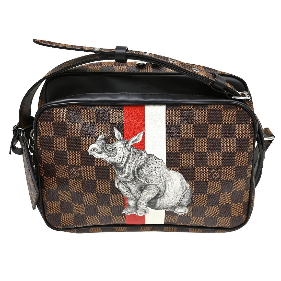 Louis Vuitton Nile PM Damier Canvas Crossbody Bag N42704: Louis Vuitton Nile PM Damier Canvas Crossbody Bag N42704 Louis Vuitton Damier Nile PM Chapman Brothers shoulder bag in brown Ebene Damier canvas with leather trim. This medium shoulder bag features a 
