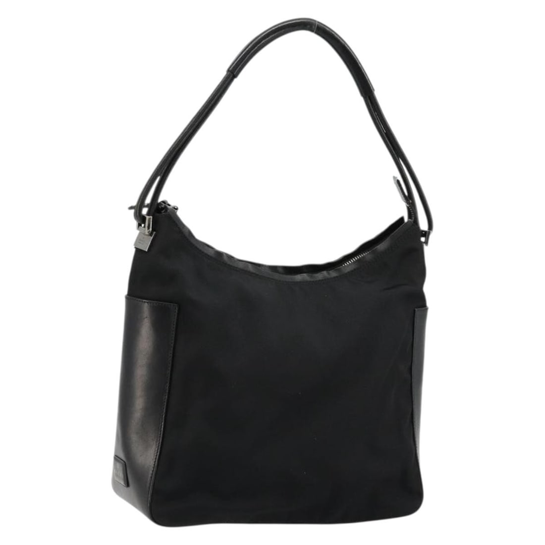 Gucci Nylon Black Silver Shoulder Bag 001 3766 Italy: Gucci Nylon Black Silver Shoulder Bag 001 3766 Italy This GUCCI shoulder bag is crafted from black and silver nylon and features a classic, compact silhouette. Designed for women, it offers a practica