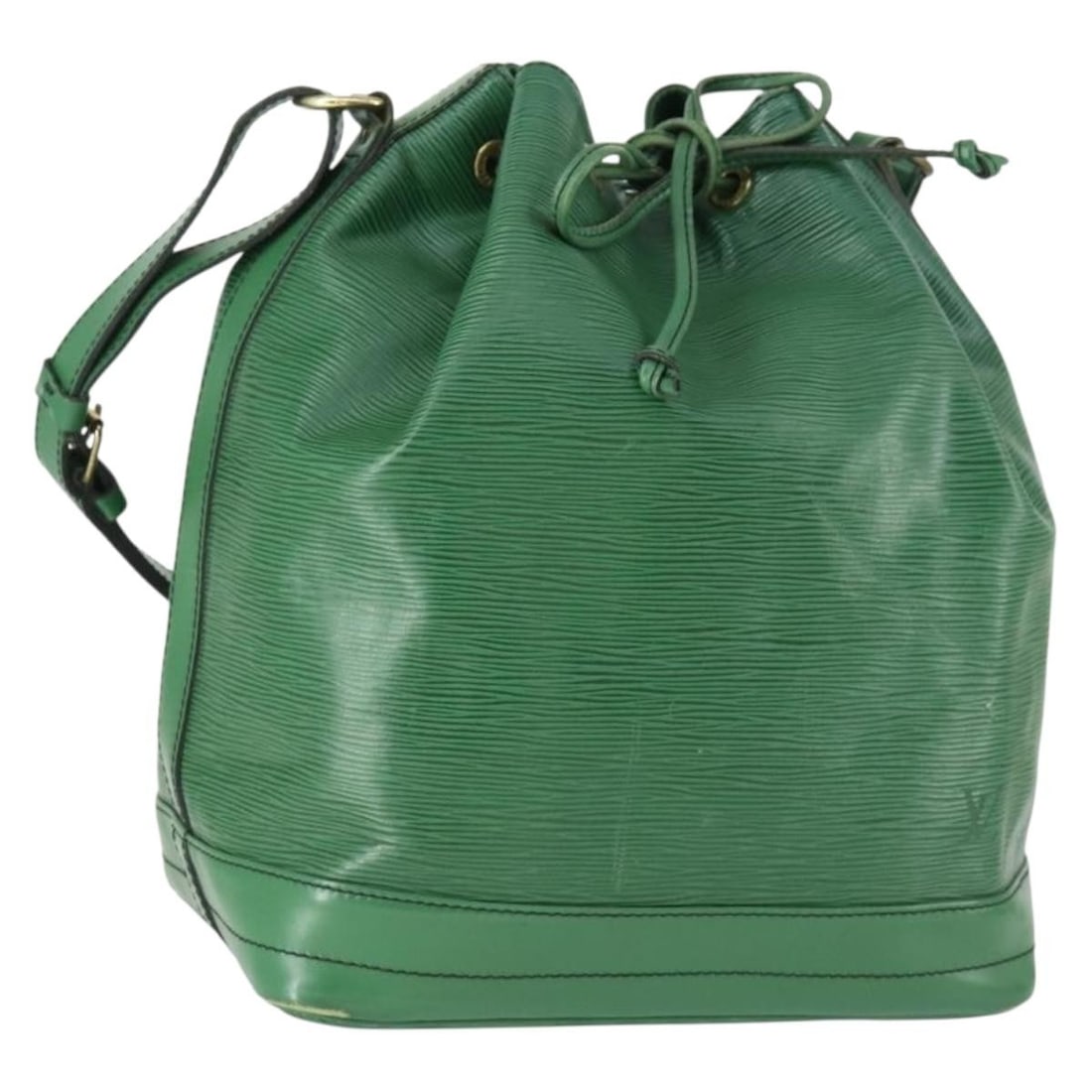 Louis Vuitton Epi Leather Noe Green Shoulder Bag M44004 France: Louis Vuitton Epi Leather Noe Green Shoulder Bag M44004 France This Louis Vuitton Noe shoulder bag features Epi leather in a striking green hue. Designed for women, it offers a spacious interior and a