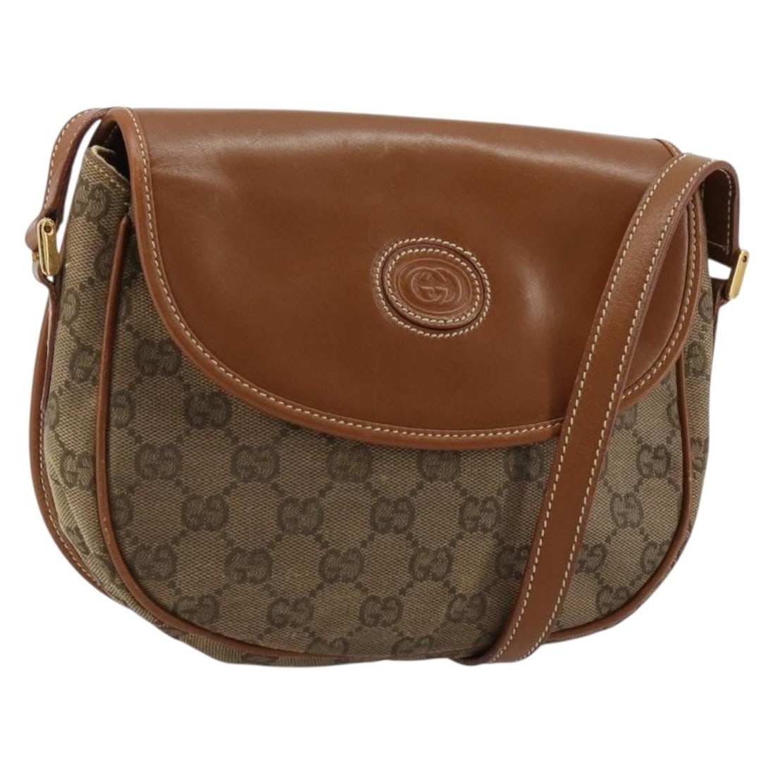 Gucci 007 14 0074 GG Canvas Shoulder Purse Beige Gold: Gucci 007 14 0074 GG Canvas Shoulder Purse Beige Gold Gucci shoulder bag in beige and gold GG canvas, made in Italy. This women's bag includes only the item shown, with no box or dust bag. It is heavi