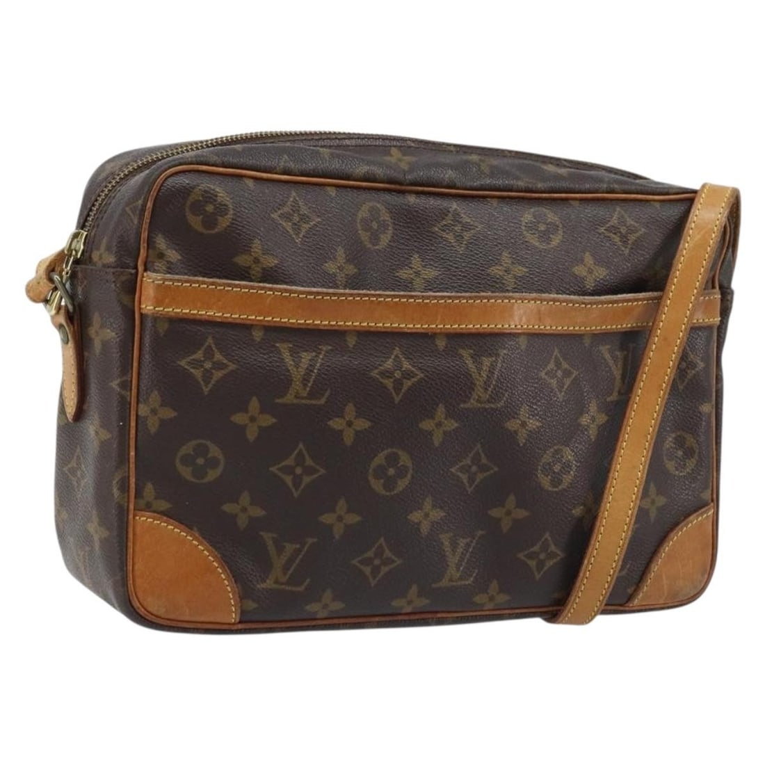 Louis Vuitton Trocadero 27 Monogram Canvas Shoulder Bag M51274 France: Louis Vuitton Trocadero 27 Monogram Canvas Shoulder Bag M51274 France This Louis Vuitton Monogram Trocadero 27 Shoulder Bag features the iconic monogram canvas exterior and an adjustable shoulder stra