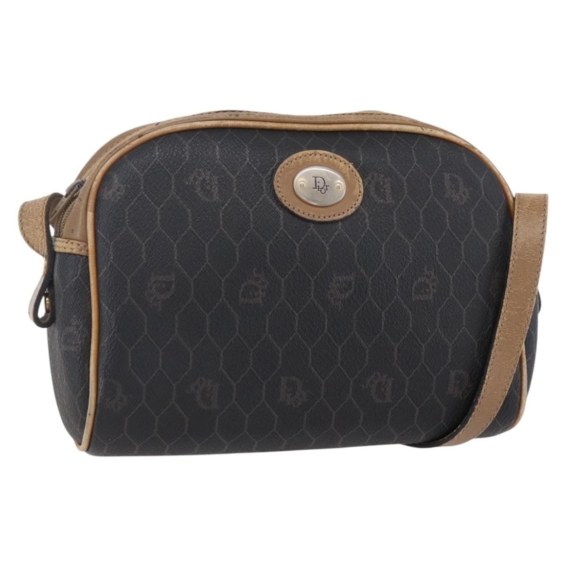Christian Dior Honeycomb Canvas Black Gold Shoulder Bag PVC Auth BA7694: Christian Dior Honeycomb Canvas Black Gold Shoulder Bag PVC Auth BA7694 This Christian Dior Honeycomb Canvas Shoulder Bag is a chic accessory that combines style and functionality. Crafted in France, 