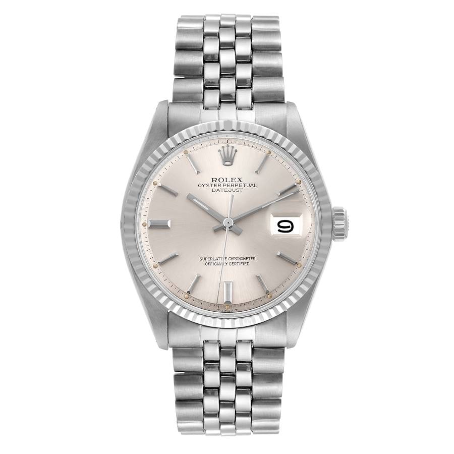 Rolex Datejust 1601 Mens Watch Silver Stick Dial Fluted Bezel: Rolex Datejust 1601 Mens Watch Silver Stick Dial Fluted Bezel This Rolex Datejust features a silver stick dial, a fluted bezel, and is fitted with a Jubilee bracelet. Designed for men, this classic ti