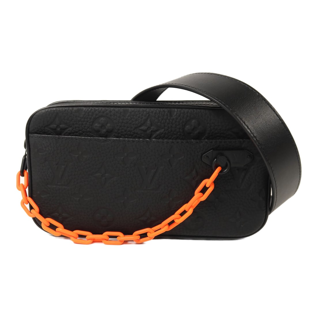 Louis Vuitton Pochette Volga Black Calfskin Monogram Waist Bag M53550: Louis Vuitton Pochette Volga Black Calfskin Monogram Waist Bag M53550 This Louis Vuitton Pochette Volga Uniform waist bag is crafted from black Monogram Taurillon calfskin, offering a sleek and versat