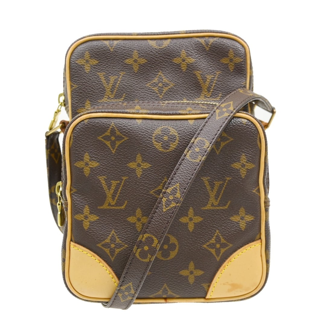 Louis Vuitton Amazone Monogram Crossbody Shoulder Bag M45236: Louis Vuitton Amazone Monogram Crossbody Shoulder Bag M45236 Vintage Louis Vuitton Amazone crossbody shoulder bag in brown Monogram canvas with leather trim. This zip-closure bag features an adjustabl