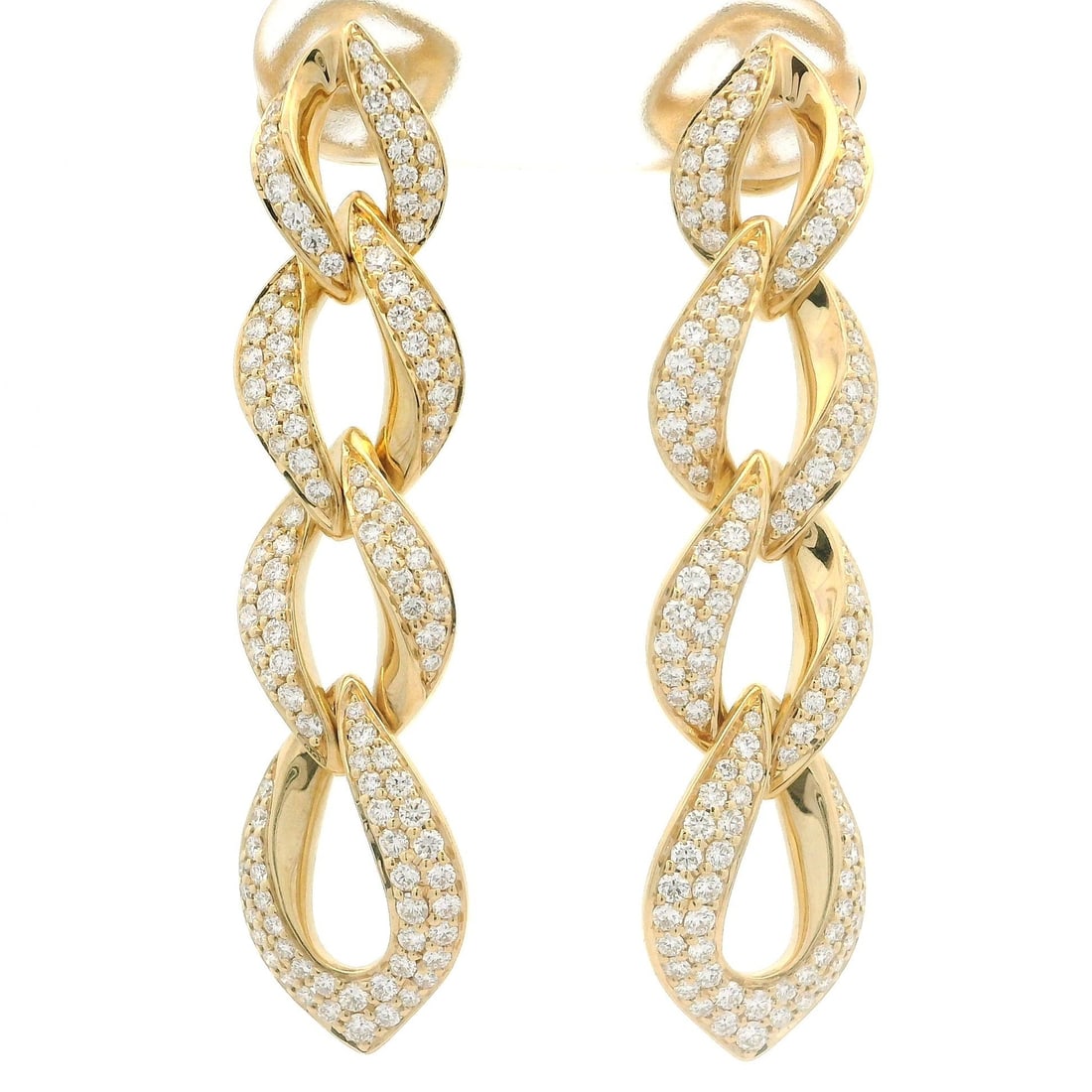 Kat Florence 18k Gold D FL Diamond Dangle Earrings 1.26ctw: Kat Florence 18k Gold D FL Diamond Dangle Earrings 1.26ctw Elevate your elegance with these stunning dangle earrings crafted in solid 18k yellow gold. Each earring features a captivating array of 232 
