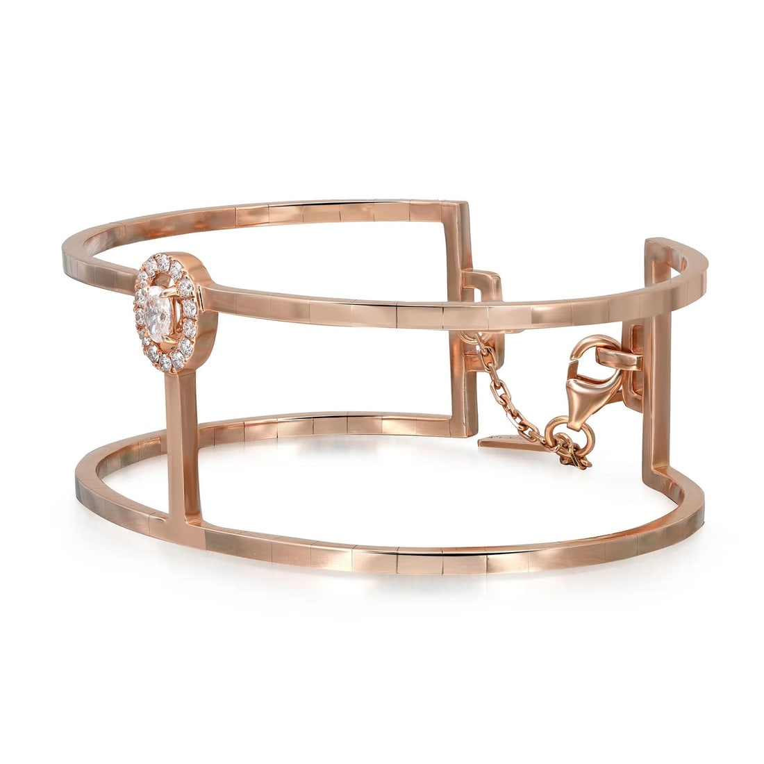 Messika Manch Glam'Azone 0.36ct Diamond Bracelet 18K Rose Gold Small: Messika Manch Glam'Azone 0.36ct Diamond Bracelet 18K Rose Gold Small Elevate your accessory collection with the stunning Messika Manch Glam'Azone diamond cuff bracelet. This exquisite piece is crafted