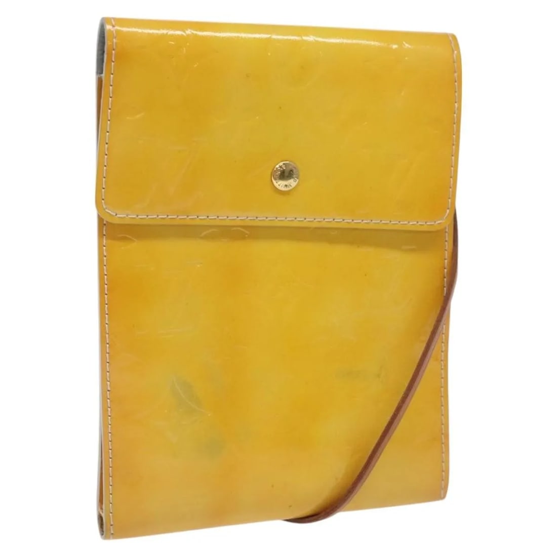 Louis Vuitton Kenmare yellow patent leather shoulder bag: Louis Vuitton Kenmare yellow patent leather shoulder bag This Louis Vuitton Kenmare shoulder bag is crafted from yellow patent leather and designed for women. It features a compact silhouette with a s
