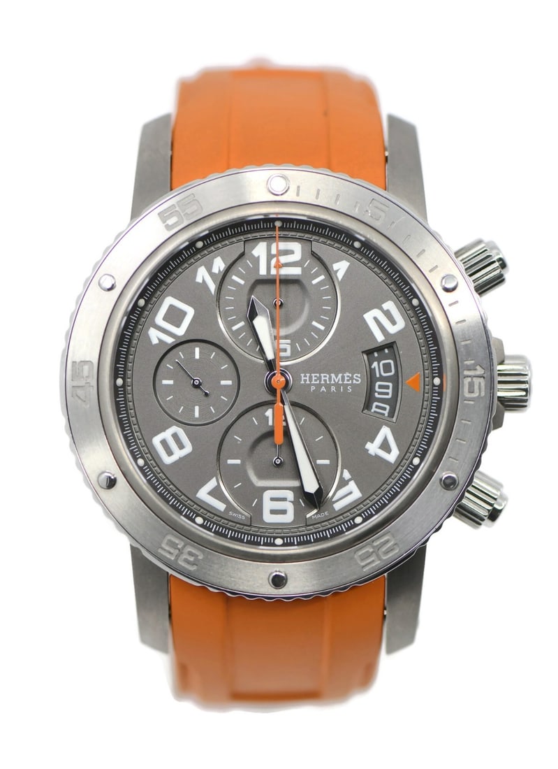 Hermes Clipper Diver Titanium Chronograph Wristwatch CP2.941: Hermes Clipper Diver Titanium Chronograph Wristwatch CP2.941 This Hermes Clipper Diver wristwatch features a robust combination of titanium and stainless steel in a 44mm round case. Designed for men, 