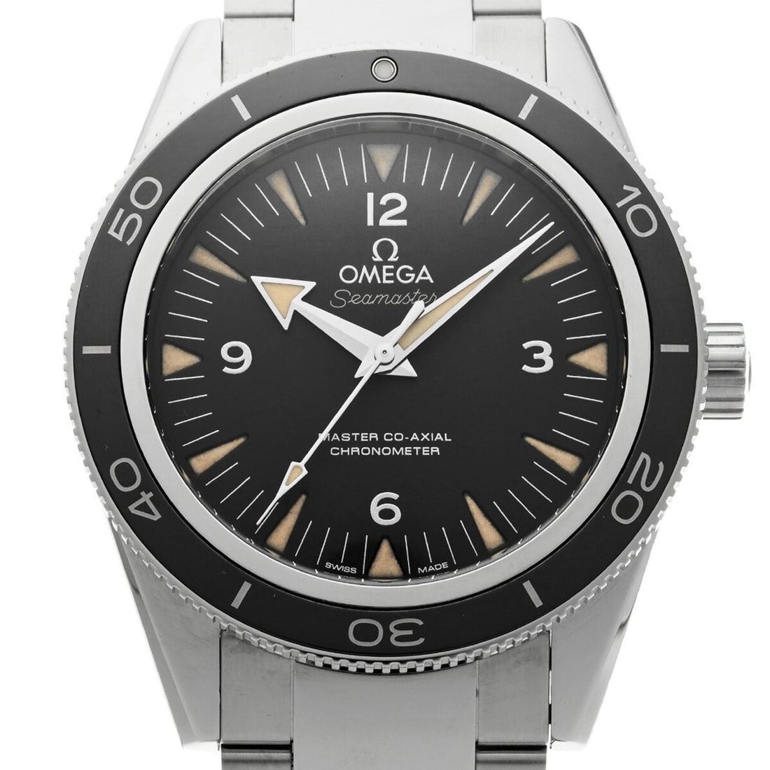 Omega Seamaster 300 Master Co Axial Men's Wristwatch 233.30.41.21.01.001: Omega Seamaster 300 Master Co Axial Men's Wristwatch 233.30.41.21.01.001 This is a pre-owned OMEGA Seamaster 300 Master Co-Axial men's wristwatch, model 233.30.41.21.01.001. The watch is Swiss-made an
