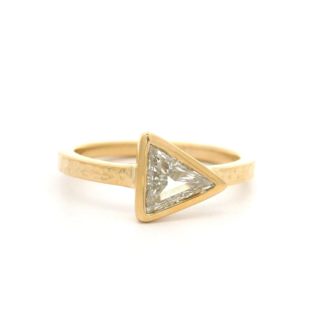 18K Yellow Gold Bezel Set 0.62ctw Trillion Cut Diamond Ring (1 of 13)